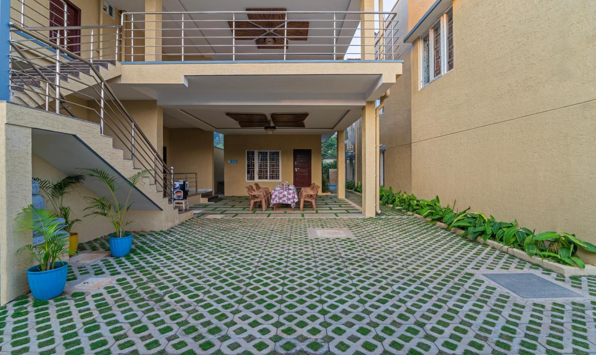 Itsy Hotels Kurinji Stay Inn ييلاجيري المظهر الخارجي الصورة